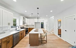 139 Main Street, Franklin, NJ 07416