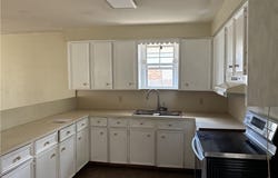 315 E Alice Avenue, Kingsville, TX 78363