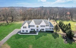 16 Southwind Dr, Mount Olive Twp., NJ 07836-9734