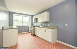 250 WARREN Street, BEVERLY, NJ 08010