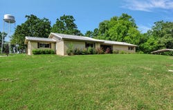 5362 State Hwy 103 E, Lufkin, TX 75901