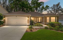 110 CHULA VISTA Avenue, LADY LAKE, FL 32159