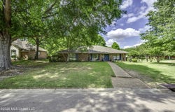 107 Westlake Drive, Brandon, MS 39047