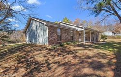 1085 Thomas Drive, Raymond, MS 39154