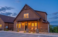 141 Pioneer Peak Road, Kimberling City, MO 65686