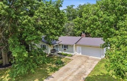 929 Laurel Ave, Ashland, OH 44805