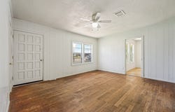 1814 Refinery Road, Gainesville, TX 76240
