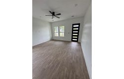 710 Bland St, Taylor, TX 76574
