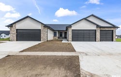 1706 Ambleside Drive, Springfield, IL 62711