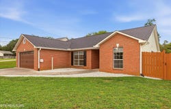 2140 Ember Brook Lane, Powell, TN 37849