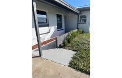 737 Sesame Ct, Cape Coral, FL 33904