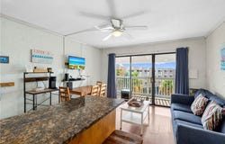 3938 Surfside Boulevard, Corpus Christi, TX 78402