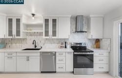 3674 Rossmoor Pkwy, Walnut Creek, CA 94595