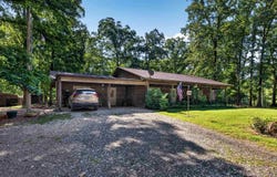 2736 Riverview Drive, Malvern, AR 72104