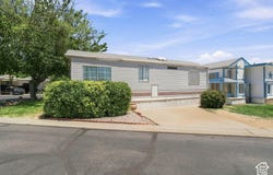 1160 E TELEGRAPH St, Washington, UT 84780