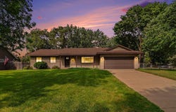 2001 102nd Avenue NW, Coon Rapids, MN 55433
