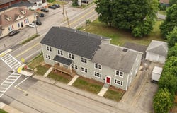 19 Brandon Rd, Dudley, MA 01571