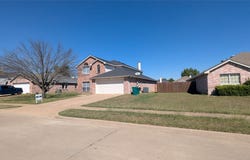 1029 Magnolia Lane, Cedar Hill, TX 75104
