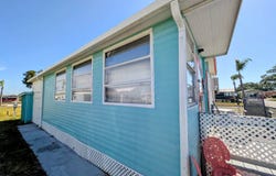 4130 Kahuna Ct, Ruskin, FL 33570
