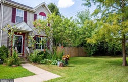 652 VILLAGER CIRCLE, BALTIMORE, MD 21222