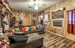 217 E 11th St, Thibodaux, LA 70301