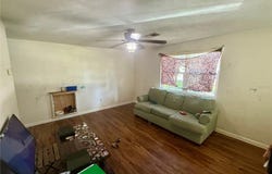 255 VALENCIA Road, DEBARY, FL 32713