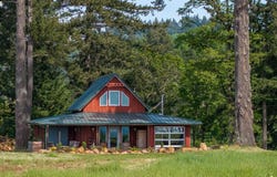 6850 SE EOLA HILLS Rd, Amity, OR 97101
