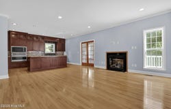 305 Hickory Lane, Hampstead, NC 28443