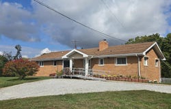 5563 Spring Creek Road, Three Oaks, MI 49128