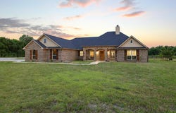 460 County Road 4421, Trenton, TX 75490