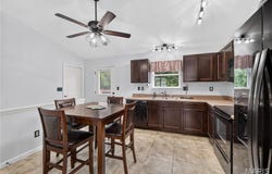 105 Trotters Creek Lane, Wright City, MO 63390