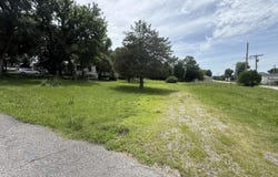 355&357 Roberts & 558 Gibbs Dr, Mt Vernon, MO 65712