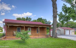 1001 E 12th Street, Lamar, MO 64759
