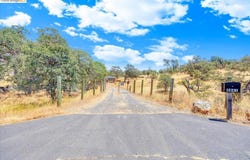 4841 Kendall CT, Jamestown, CA 95327