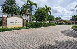 16605 SW 42nd Way, Miami, FL 33185