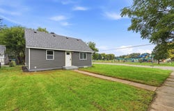 4533 Welcome Avenue N, Crystal, MN 55422
