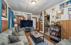 1 Dublin St, Lowell, MA 01854
