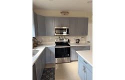 Hallandale Beach, FL 33009