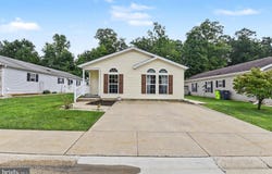 17 CINNAMON Drive, CONOWINGO, MD 21918