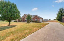 10418 Fireside Lane, Forney, TX 75126