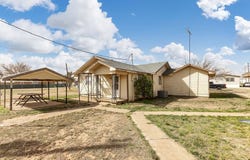 112 S Goldsmith St, Goldsmith, TX 79741