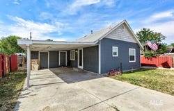 2212 Willow St, Caldwell, ID 83605