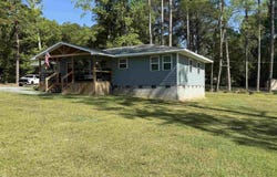 501 Garrett Drive, Centre, AL 35960