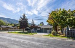 168 WALNUT St, MyrtleCreek, OR 97457