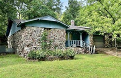 4109 Garrison Road, Little Rock, AR 72223-9421