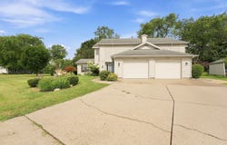 4515 Brookshire Circle, Fort Wayne, IN 46835-4434