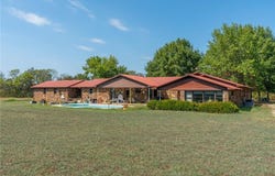 4374 E State Highway 22, Paris, AR 72855