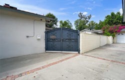 14021 Hartsook Street, Sherman Oaks, CA 91423