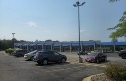 827 S Rochester St, Mukwonago, WI 53149