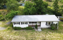 1020 Steep Fork Road, Grundy, VA 24614